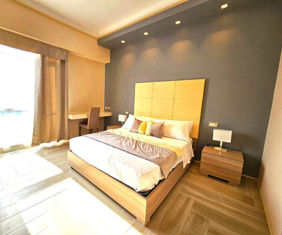 Astoria Supreme - Modern Boutique Suites Lecce Exterior foto